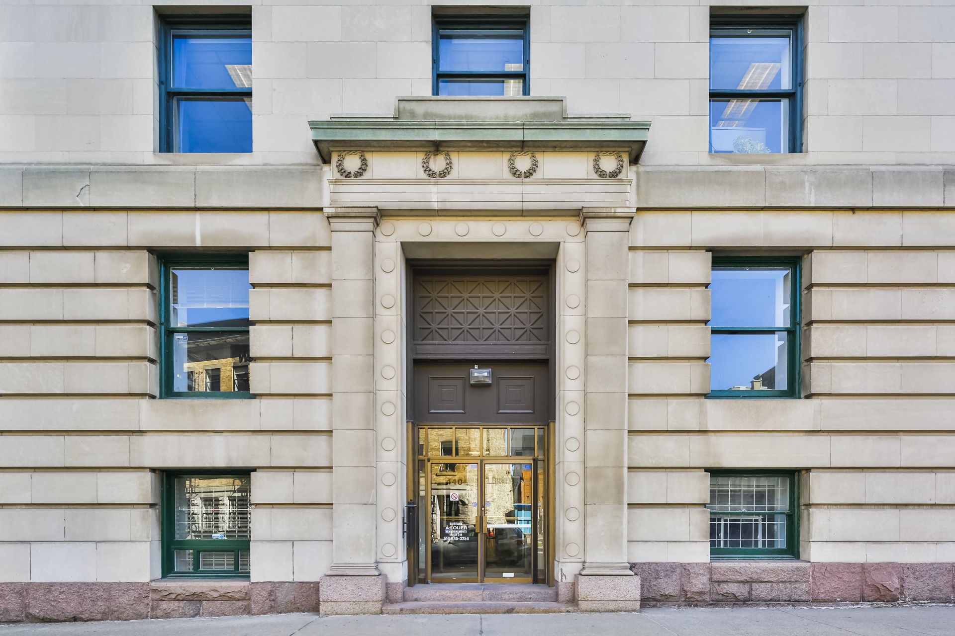 300 Rue Du Saint Sacrement 19